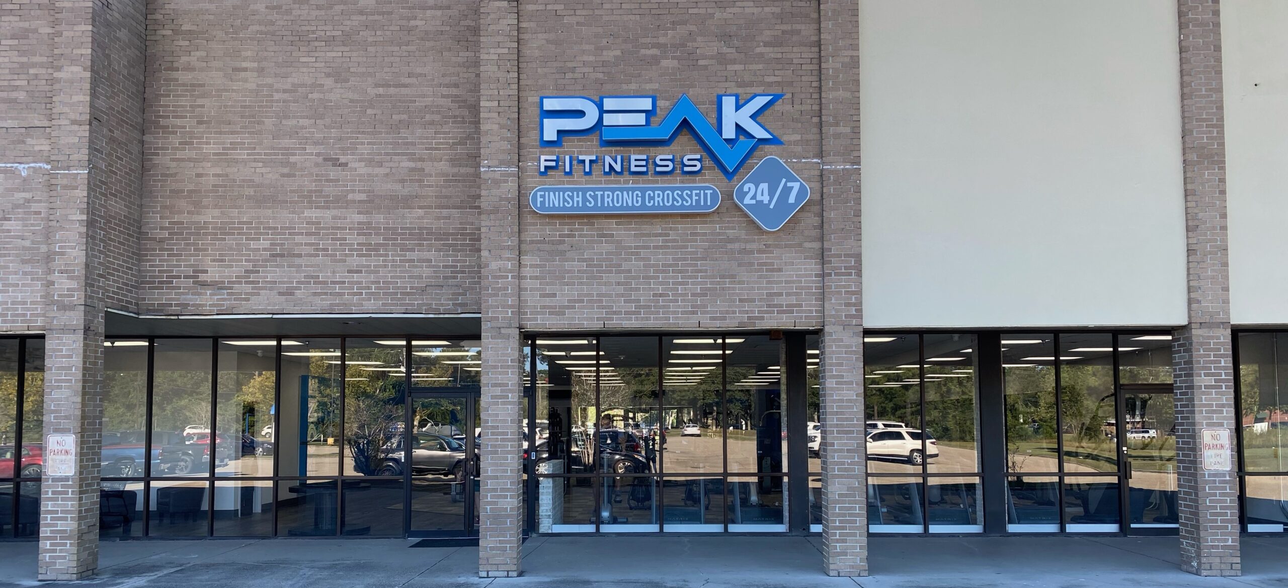 PEAK Fitness 24 Building